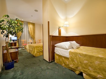 Ea Hotel Rokoko