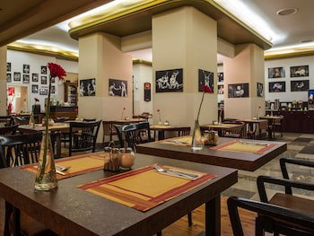 Ea Hotel Rokoko