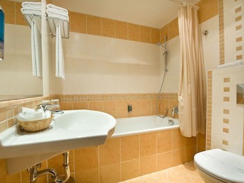 Ea Hotel Rokoko