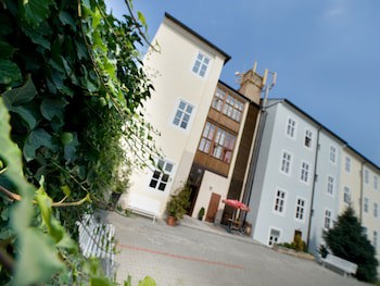Ea Hotel Jeleni Dvur Prague Castle