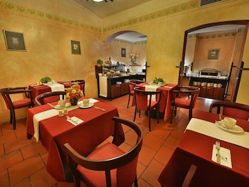 Ea Hotel Jeleni Dvur Prague Castle
