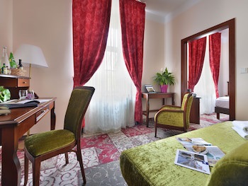Ea Hotel Jeleni Dvur Prague Castle
