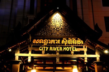 City River Hotel