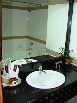 City River Hotel