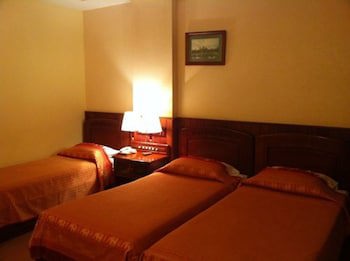 City River Hotel