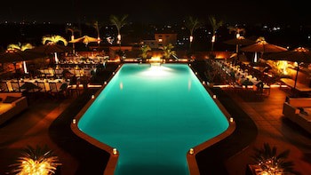 City River Hotel