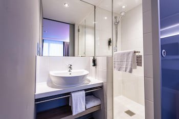 Premier Inn Munchen Messe galeri fotoğrafı