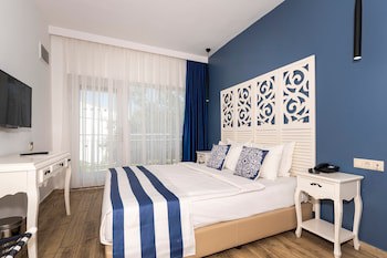 Blue Dreams Resort fotoğrafı