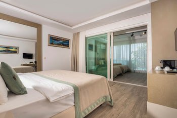 Blue Dreams Resort fotoğrafı