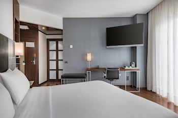 Ac Hotel Burgos By Marriott