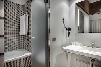 Ac Hotel Burgos By Marriott