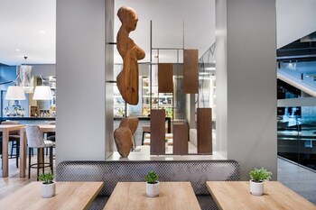 Ac Hotel Burgos By Marriott