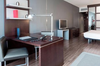Ac Hotel Coslada Aeropuerto By Marriott