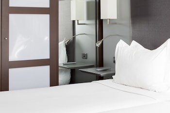 Ac Hotel Coslada Aeropuerto By Marriott