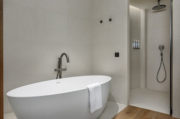 Ac Hotel Gava Mar