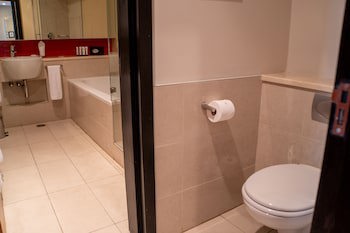 Raphael Penthouse Suites