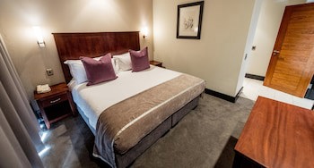 Raphael Penthouse Suites