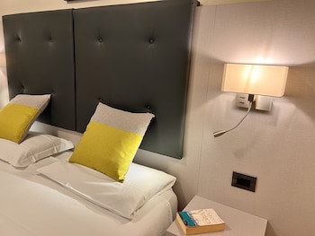 Hotel Aurora galeri fotoğrafı