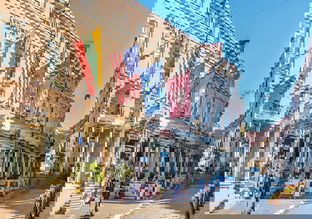 IMPERIAL Hotel & Restaurant