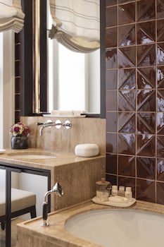 Bairro Alto Hotel