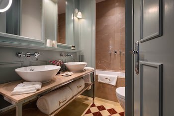 Bairro Alto Hotel