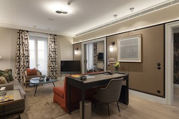 Bairro Alto Hotel