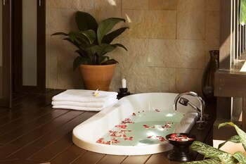 Renaissance Koh Samui Resort & Spa