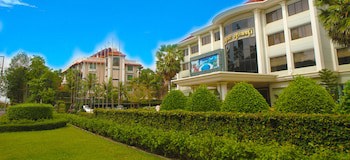 Angkor Century Resort & Spa