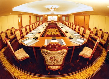Angkor Century Resort & Spa