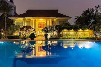 Angkor Century Resort & Spa