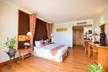 Angkor Century Resort & Spa