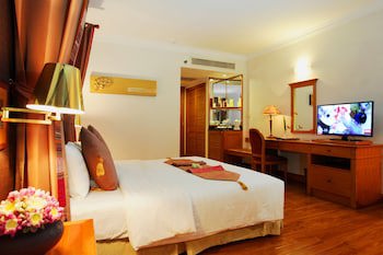 Angkor Century Resort & Spa