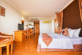 Angkor Century Resort & Spa