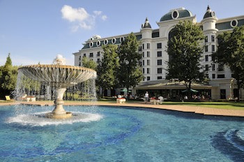 Peermont D'oreale Grande At Emperors Palace
