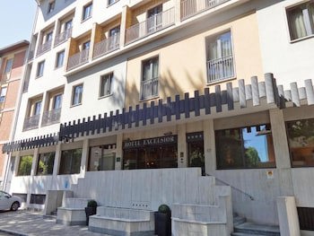 Hotel Excelsior Magenta galeri fotoğrafı