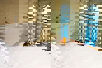 Ajia Hotel - Special Class