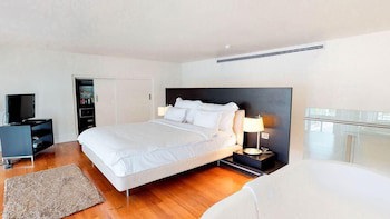 Ajia Hotel - Special Class fotoğrafı
