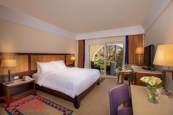 Grand Rotana Resort & Spa