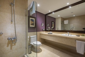 Grand Rotana Resort & Spa