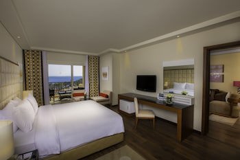 Grand Rotana Resort & Spa