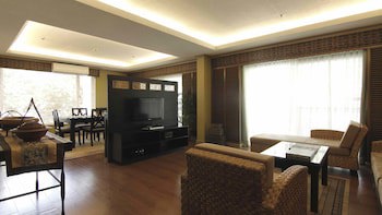 Waterfront Insular Hotel Davao