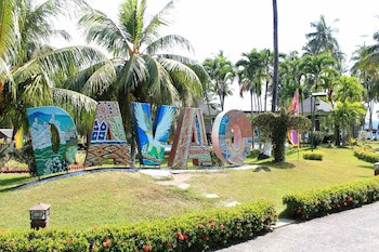 Waterfront Insular Hotel Davao