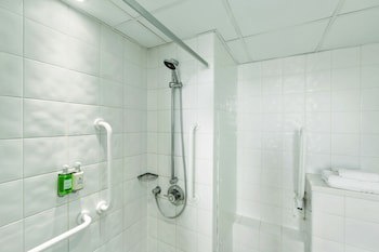Ramada Hotel & Suites By Wyndham Coventry