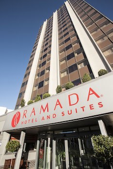 Ramada Hotel & Suites By Wyndham Coventry
