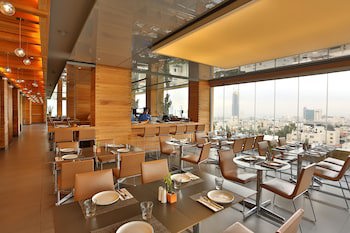 Alqasr Metropole Hotel