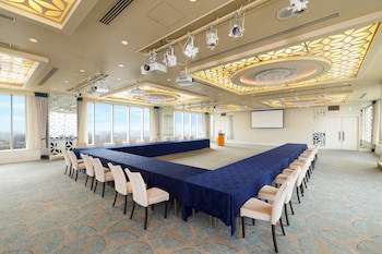 Ana Crowne Plaza Okayama, An Ihg Hotel