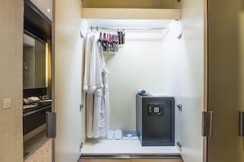 Emporium Suites By Chatrium