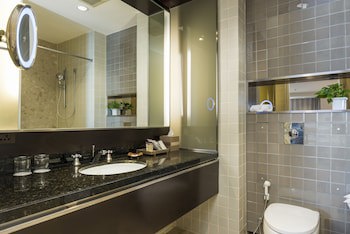 Emporium Suites By Chatrium