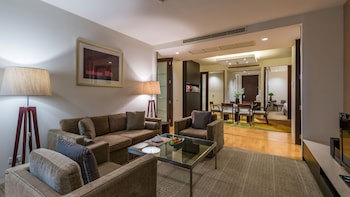 Emporium Suites By Chatrium