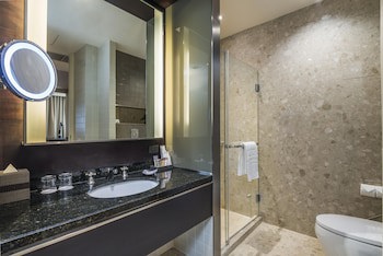 Emporium Suites By Chatrium